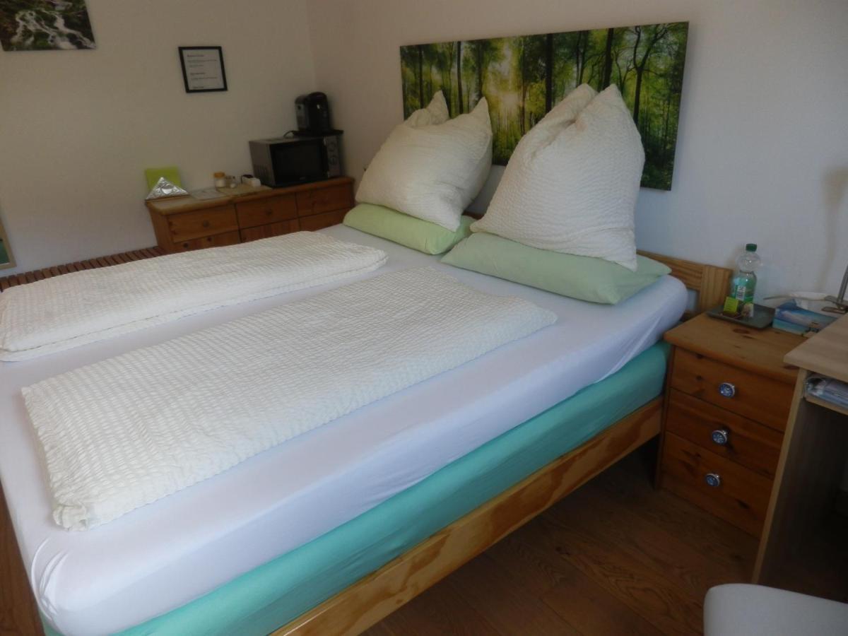 Bed & Breakfast Engen Exterior foto